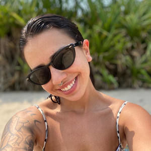 Meet your Posher, Castillo